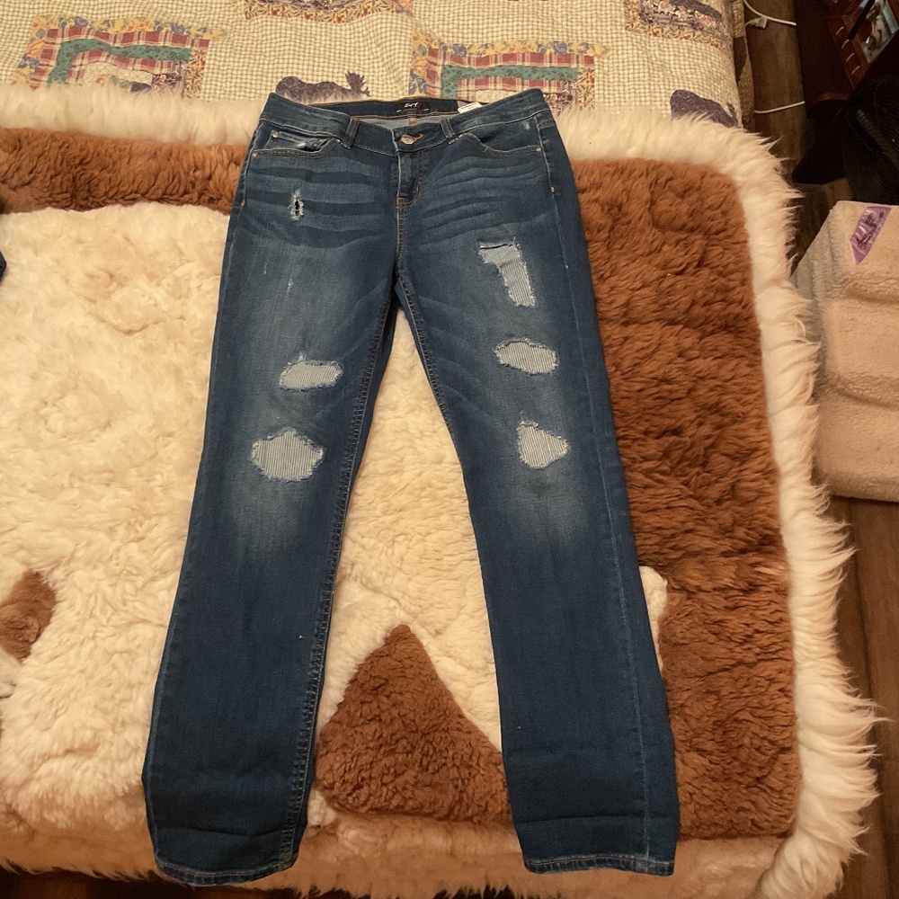 DH3 women’s jeans patched